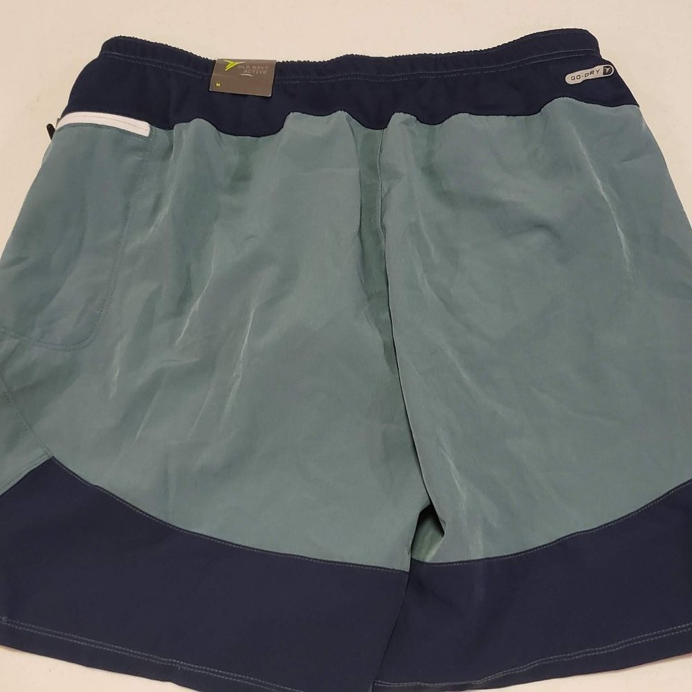 old navy men shorts medium